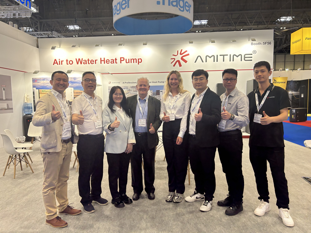 InstallerSHOW.jpg InstallerSHOW.jpg